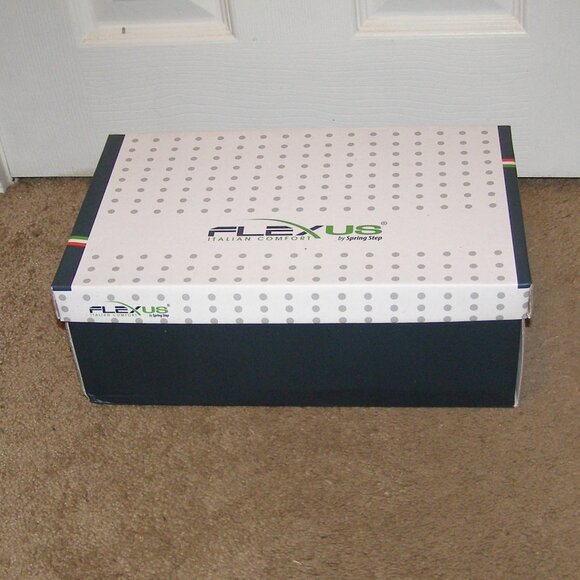 NIB size 9 Flexus Tan suede slippers by Sprig Step MADE IN ITALY - Picture 3 of 15